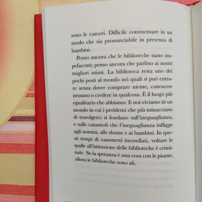 Katherine Rundell_Perchè dovresti leggere libri per ragazzi anche se sei vecchio e saggio_2