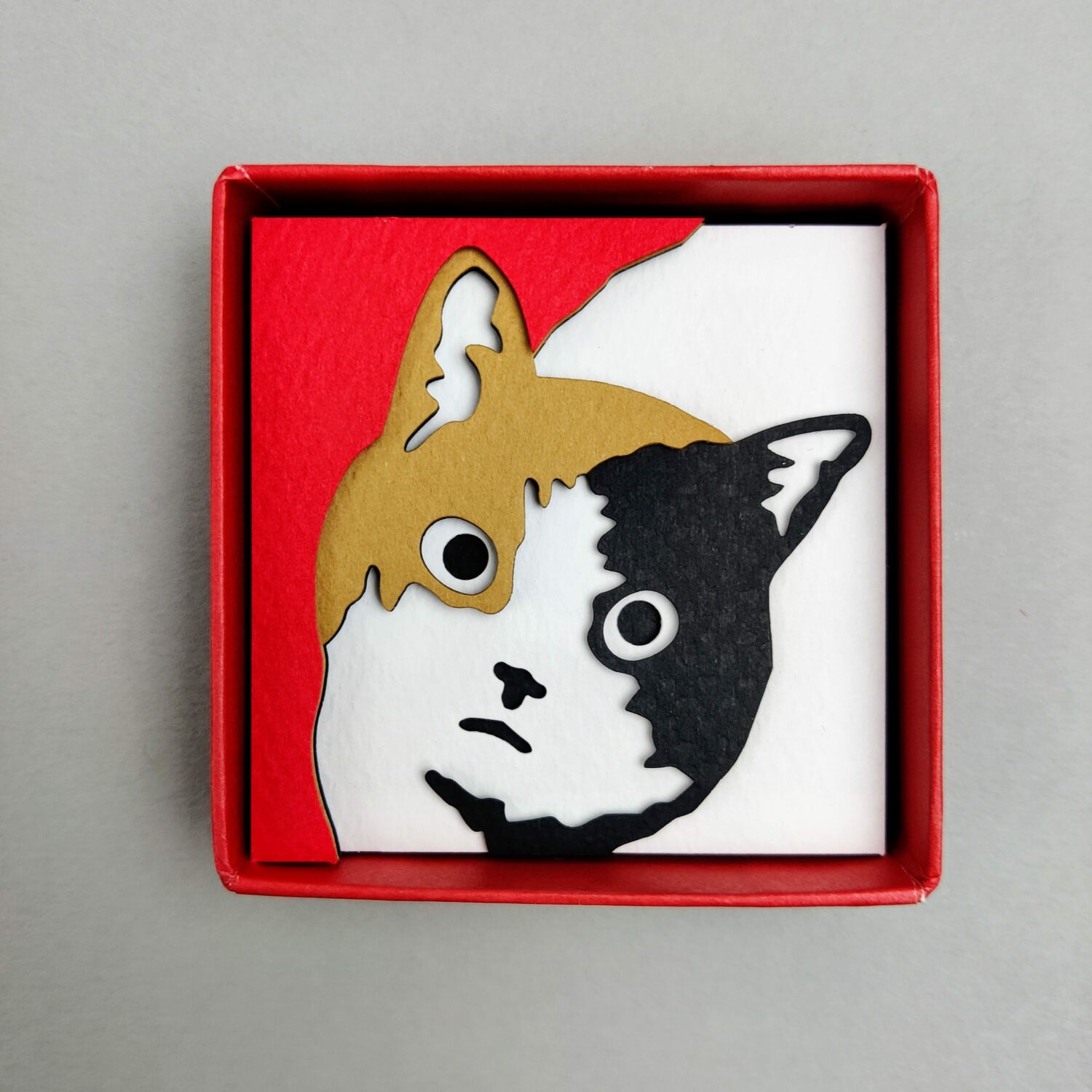 Mini_scope_cat_red2