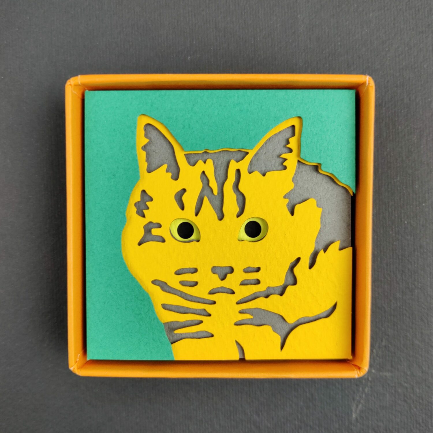 Mini_scope_cat_yellow2